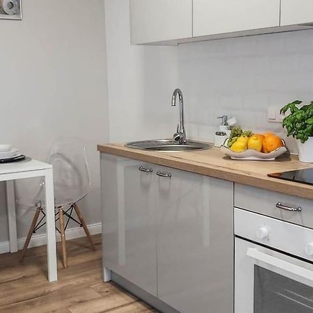Bezagenta Mozart6 Studio Easy Access To City Wifi Warschau Buitenkant foto